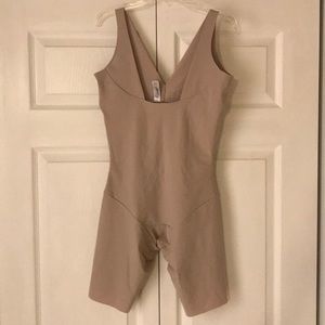 Leonisa Shapewear. New and Never Worn! Tags off.